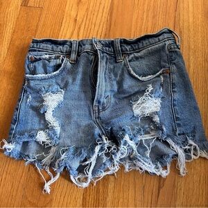 A&F size 00 mom short mid-rise